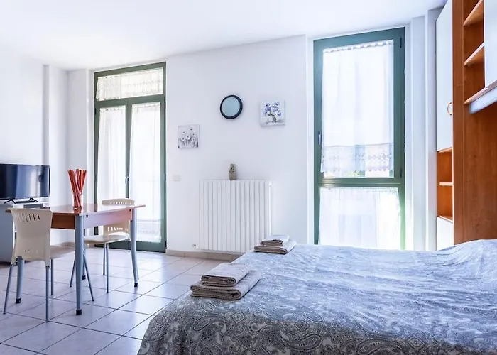 Casa Dei Fiori Monolocale Iesi