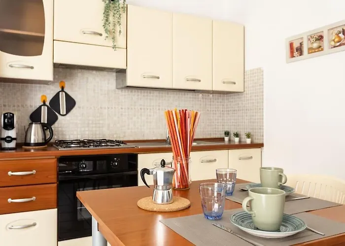 Casa Dei Fiori Monolocale * Iesi